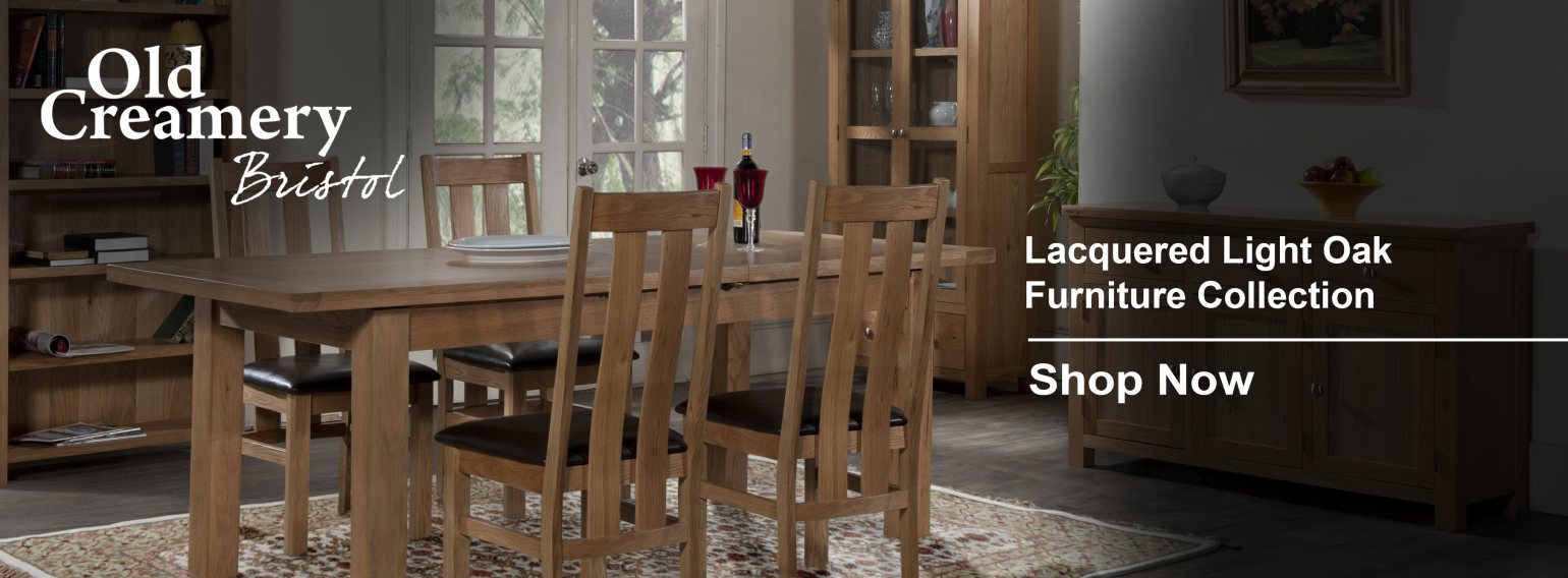 Oak Dining Room Table & Chairs